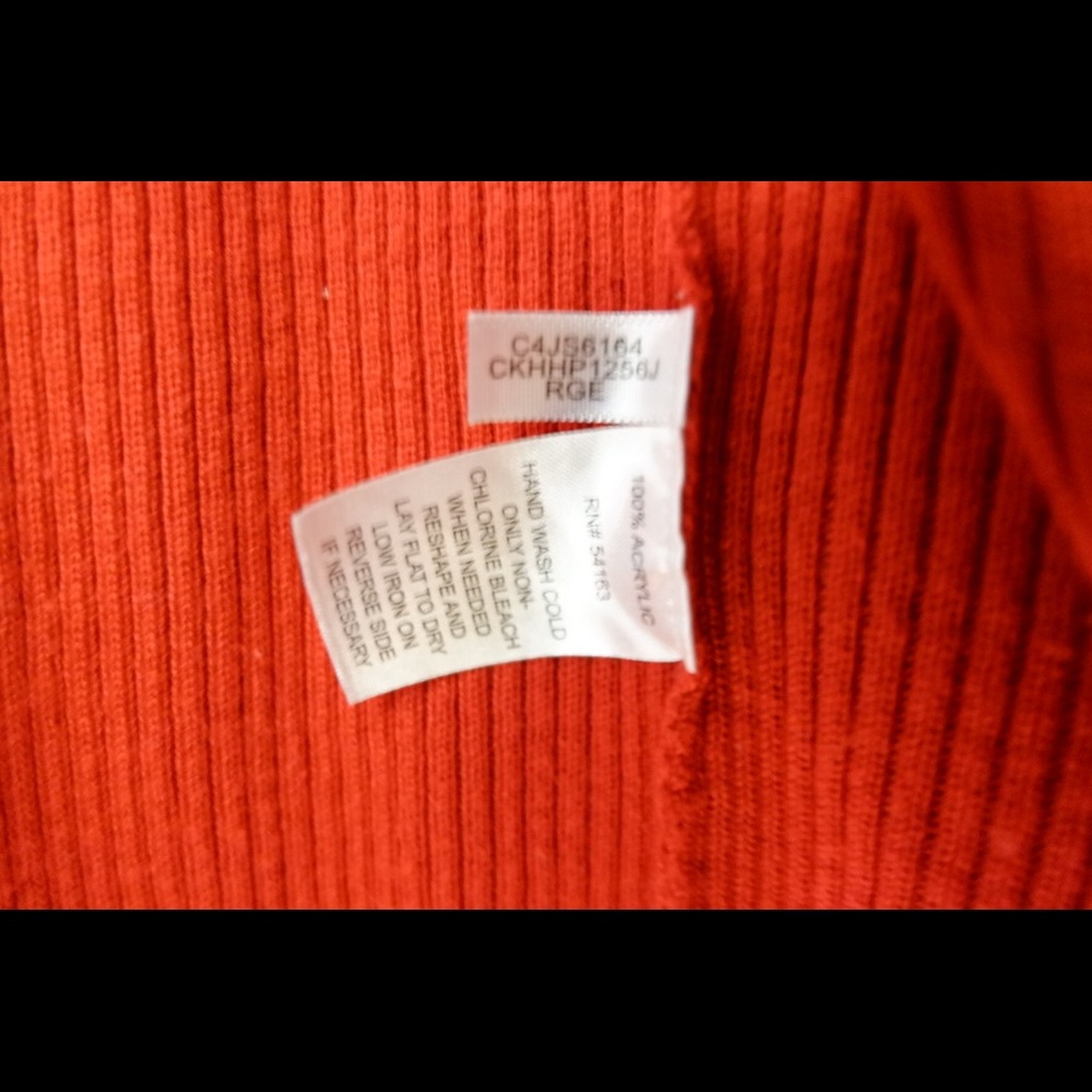 ❌SOLD❌ Calvin Klein Ribbed Full Zip Up Cardigan - Picture 7 of 8